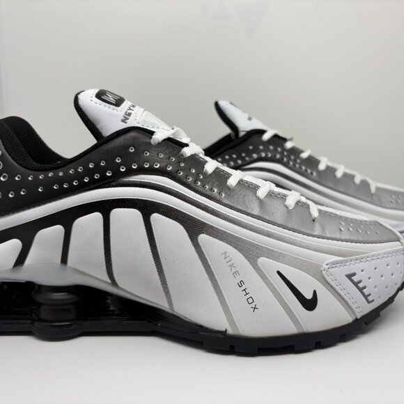 Mens Nike Shox Neymar - Black, White, and Silver - Picture 6 of 7